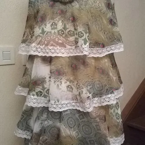 Robe à brettelles en mousseline imprimée